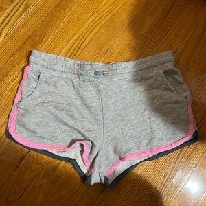 Sundry Size 4 (XL) Grey Track Dolphin Shorts with Pink Trim